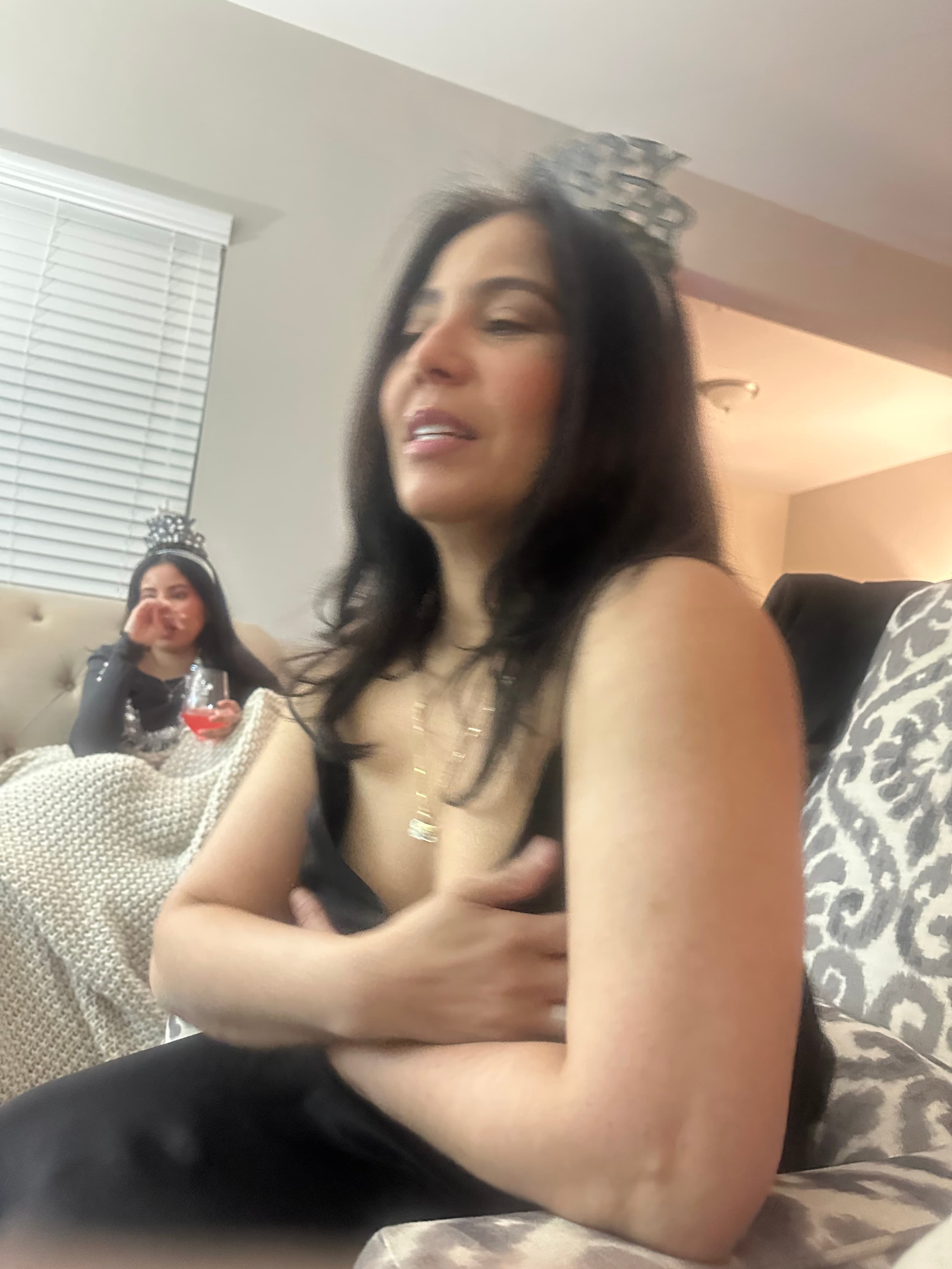 Before Carillas Con recina